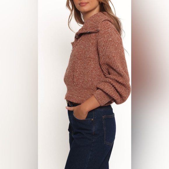 Petal & Pup HALLOW COLLAR QUARTER ZIP SWEATER - Picture 4 of 11